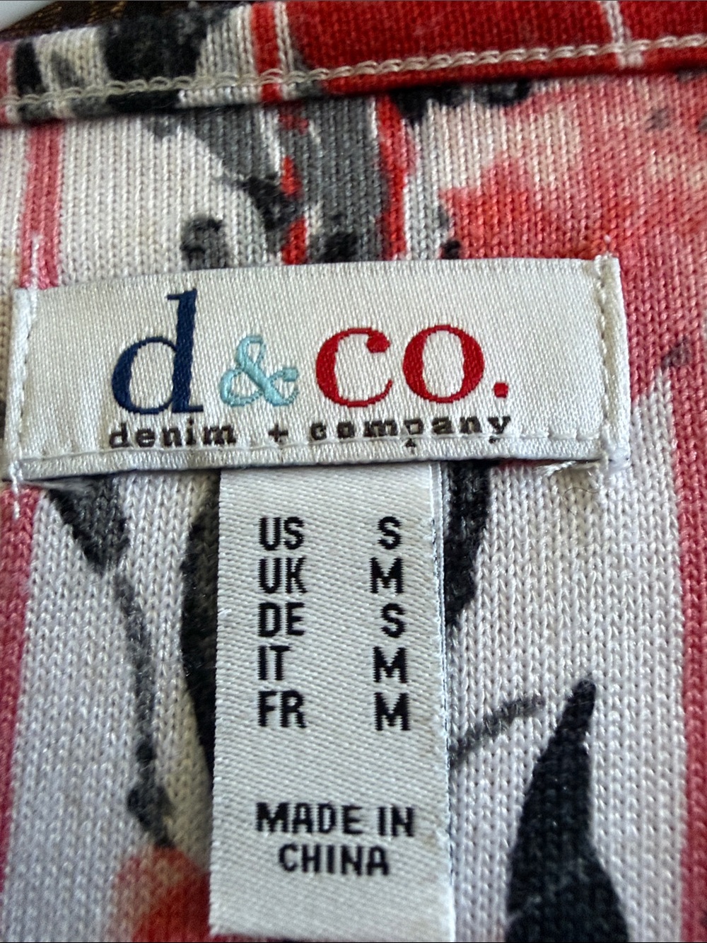 Denim&Co Red Floral Stripe 3/4 Sleeve Tunic - Picture 2 of 3